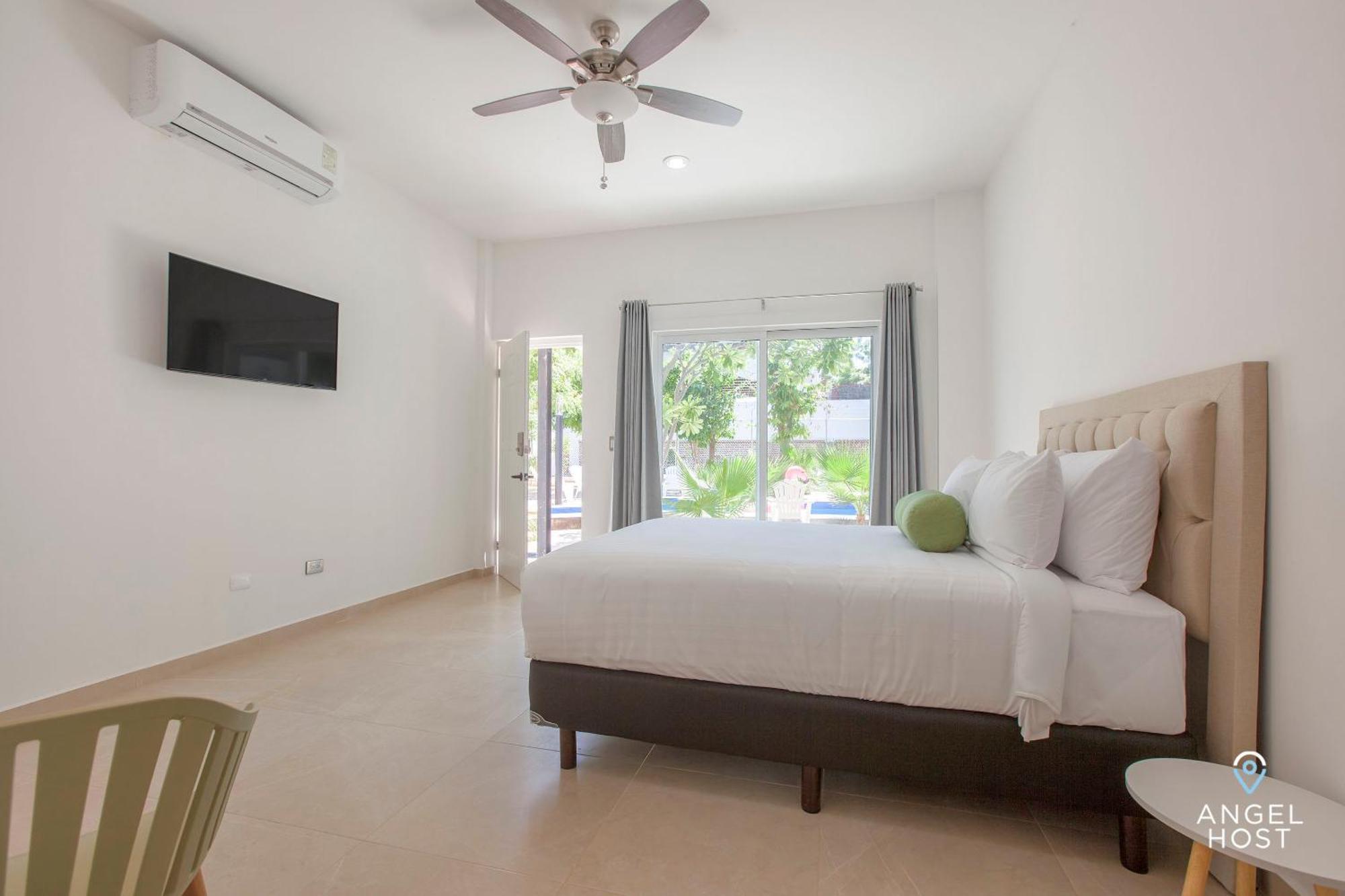 לה פז Cozy Stay With Pool Bbq Steps From Hotspots מראה חיצוני תמונה